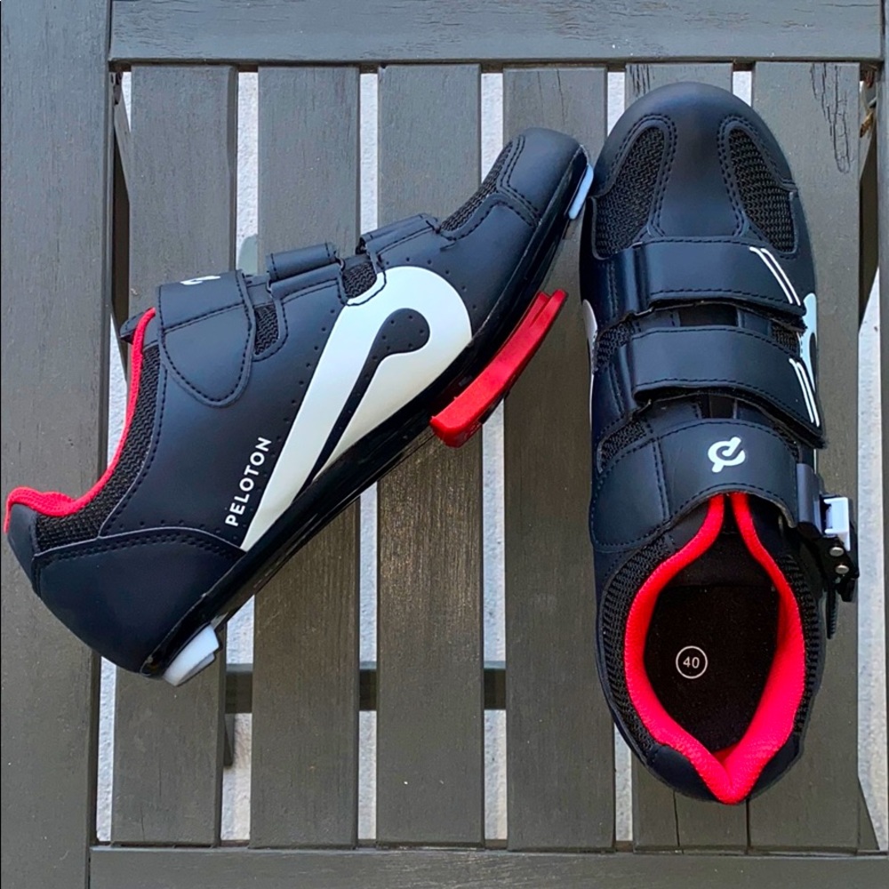 Peloton Cycling Shoes With Cleats sz 40